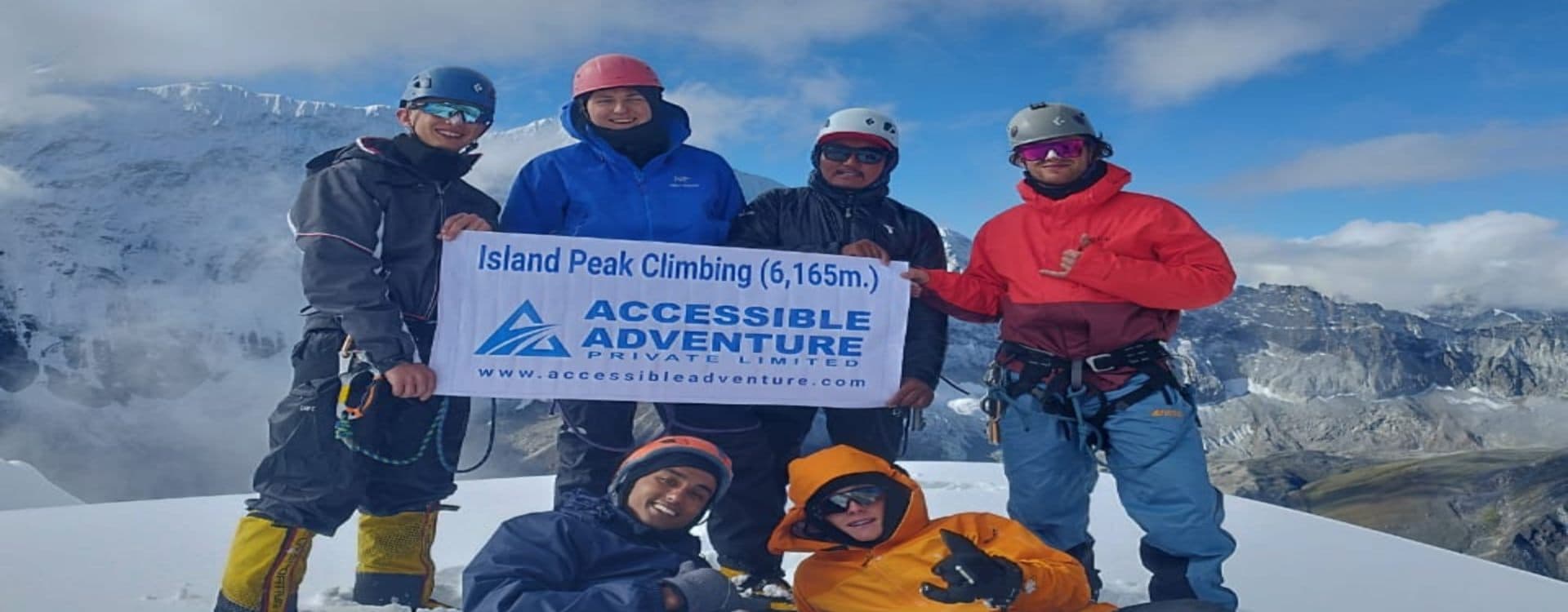 Island Peak with Everest Base Camp & Gokyo Lakes Trek