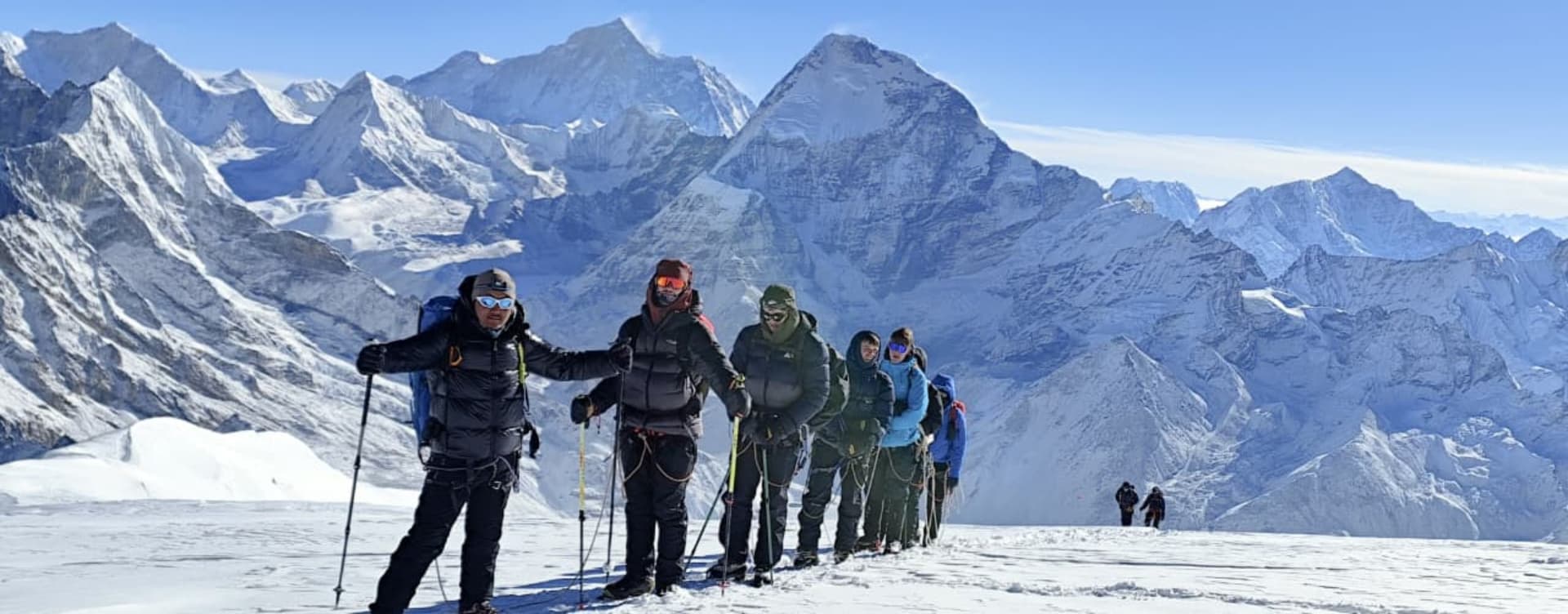 Mera Peak Climb via Nazing and Amphu Lapcha Pass
