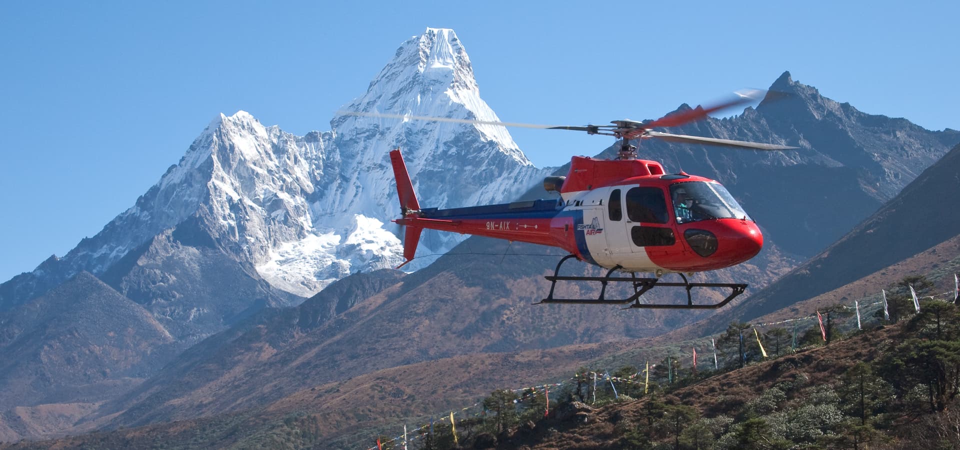 How to Get the Perfect Luxury Everest Base Camp Heli Trek Itinerary in Nepal