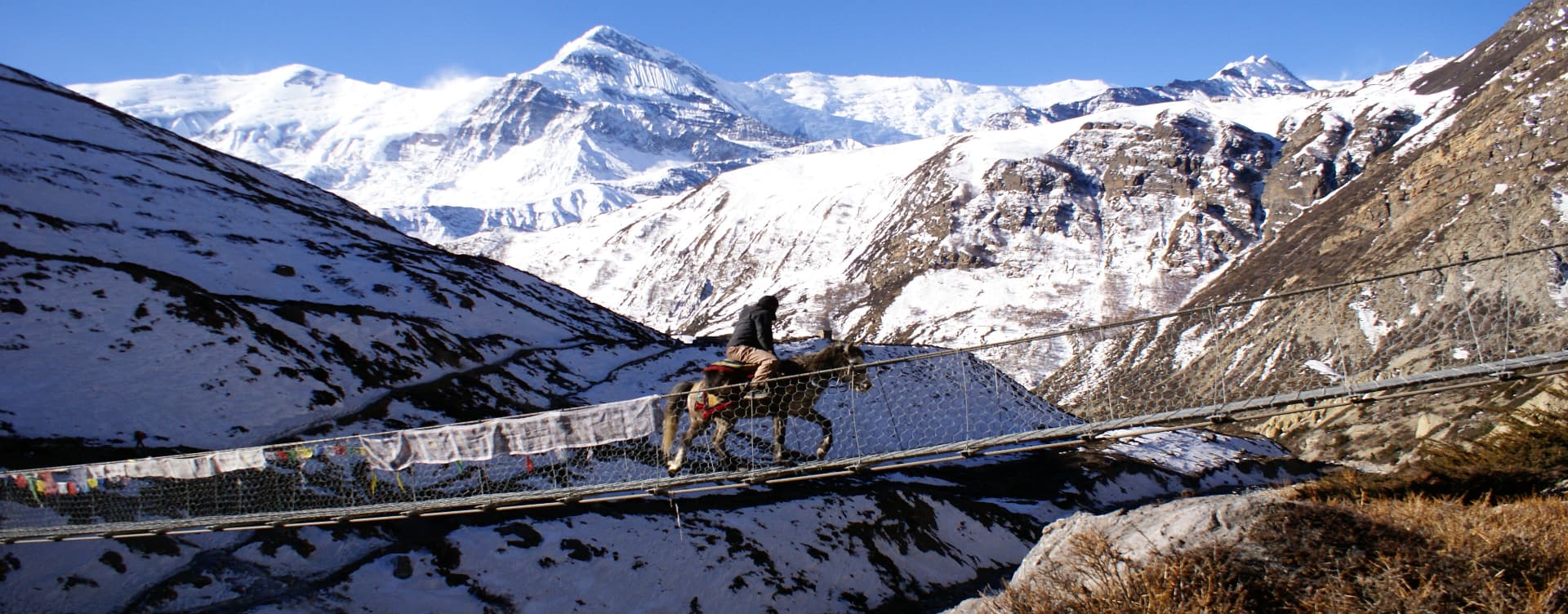 Discover the Magic of the Himalayas: Annapurna Circuit Trek with Accessible Adventure