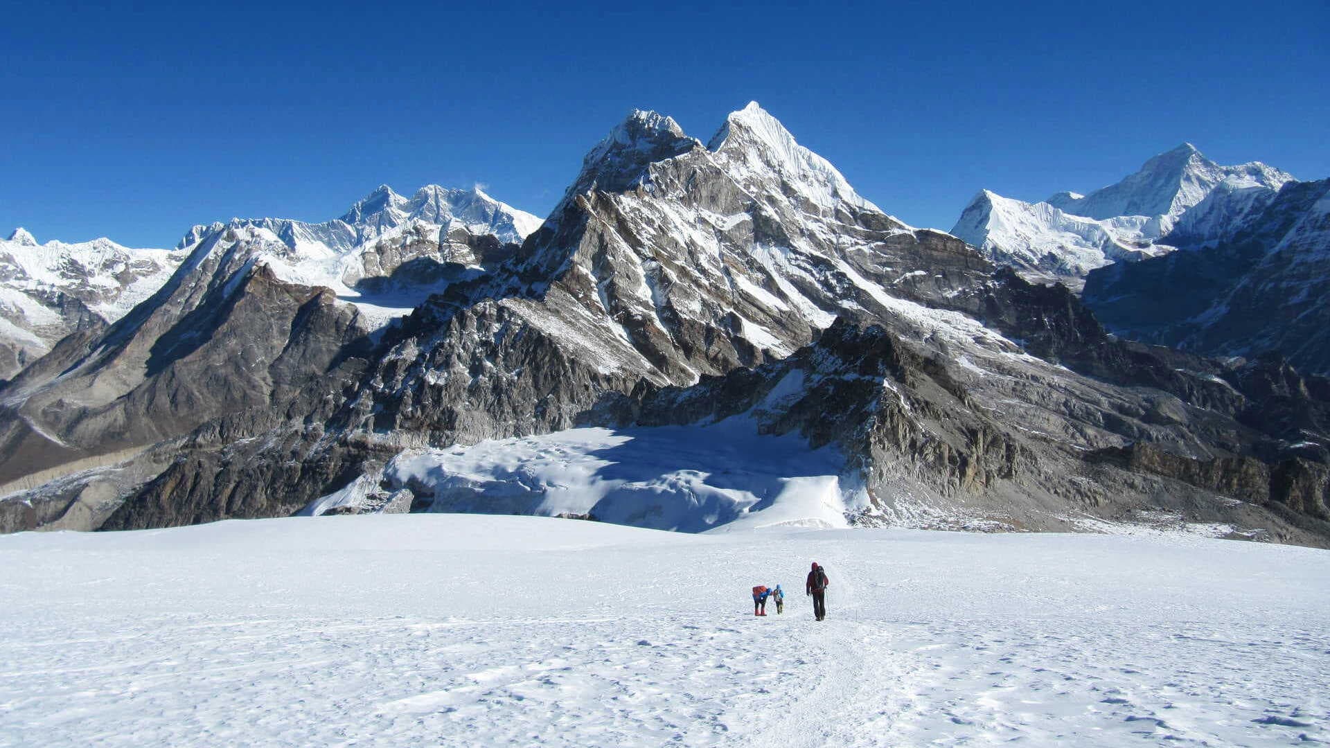 What To Expect On The Annapurna Base Camp Trek: Step-By-Step Guide