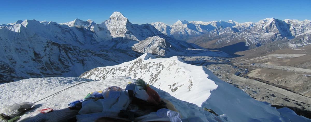island-peak-summit-autumn-panorama Clear autumn panoramic view of Himalayan peaks from Island Peak summit