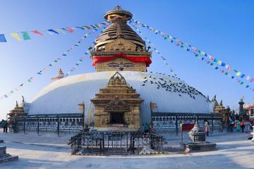 1200px-Swayambhunath_2018 