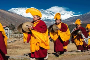 mani-rimdu-festival-with-everest-base-camp-trek